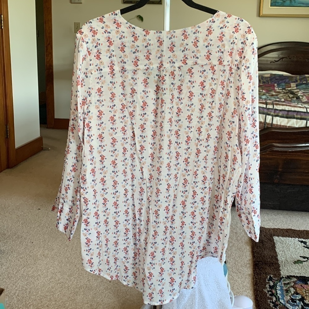 Fred David Floral Blouse Size Large EUC - Picture 2 of 4